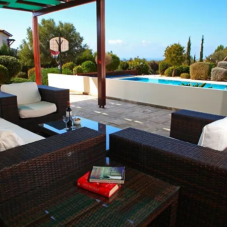 Aphrodite Hills Superior Superior 0403 Air Conditioning 5 Bedrooms Villa