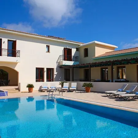 Aphrodite Hills Holiday Residences Superior Villas 5 Bedroom Superior Villa - 0403 Paphos