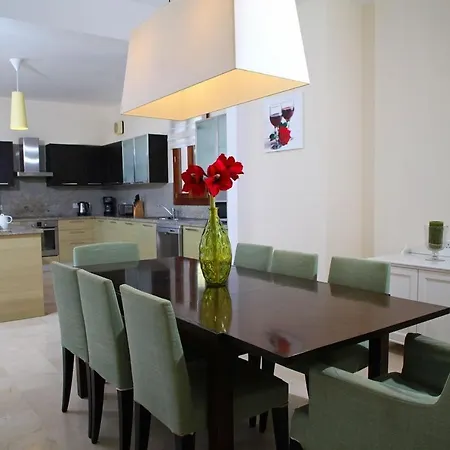 Aphrodite Hills Holiday Residences Superior Villas 5 Bedroom Superior Villa - 0403 * Paphos