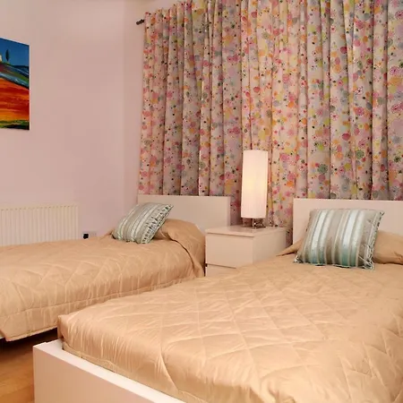 Aphrodite Hills Superior Superior 0403 Air Conditioning 5 Bedrooms Villa